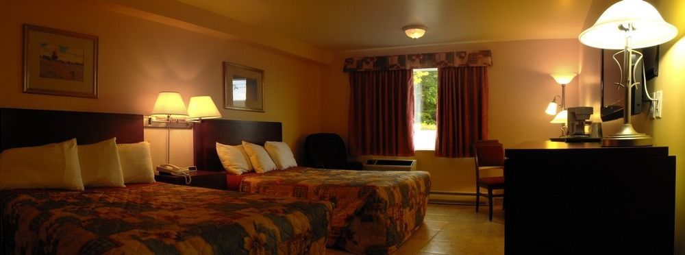 Motel Le Pocatois La Pocatiere Kültér fotó